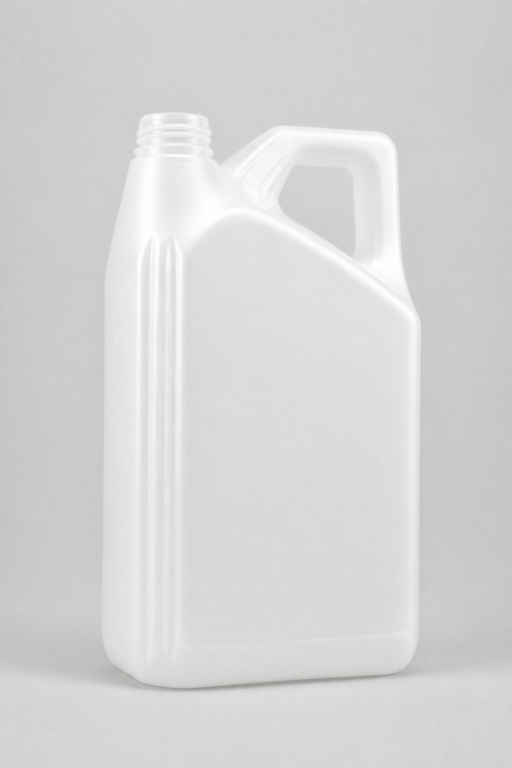 Modèle AC 5 litres, vue studio trois-quarts